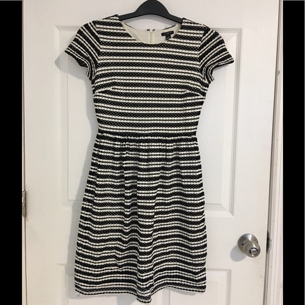 Ann Taylor Midi Dress - 0P